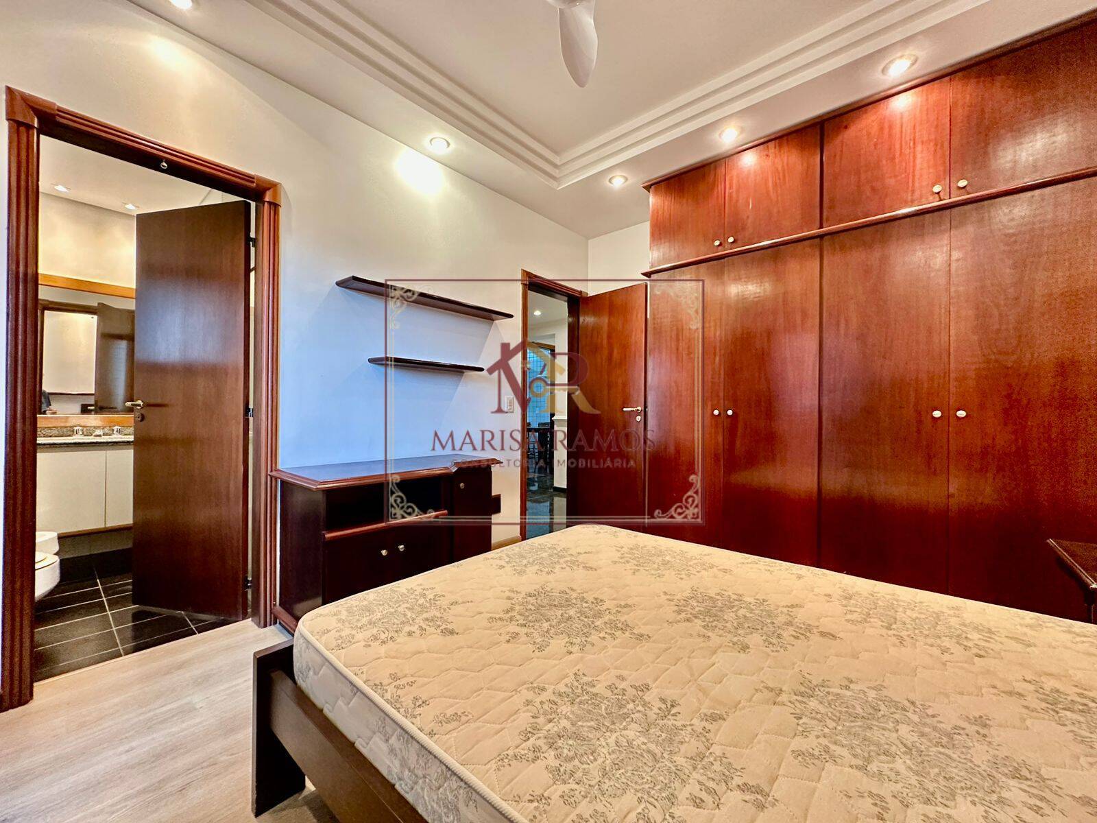 Apartamento, 3 quartos, 252 m² - Foto 21