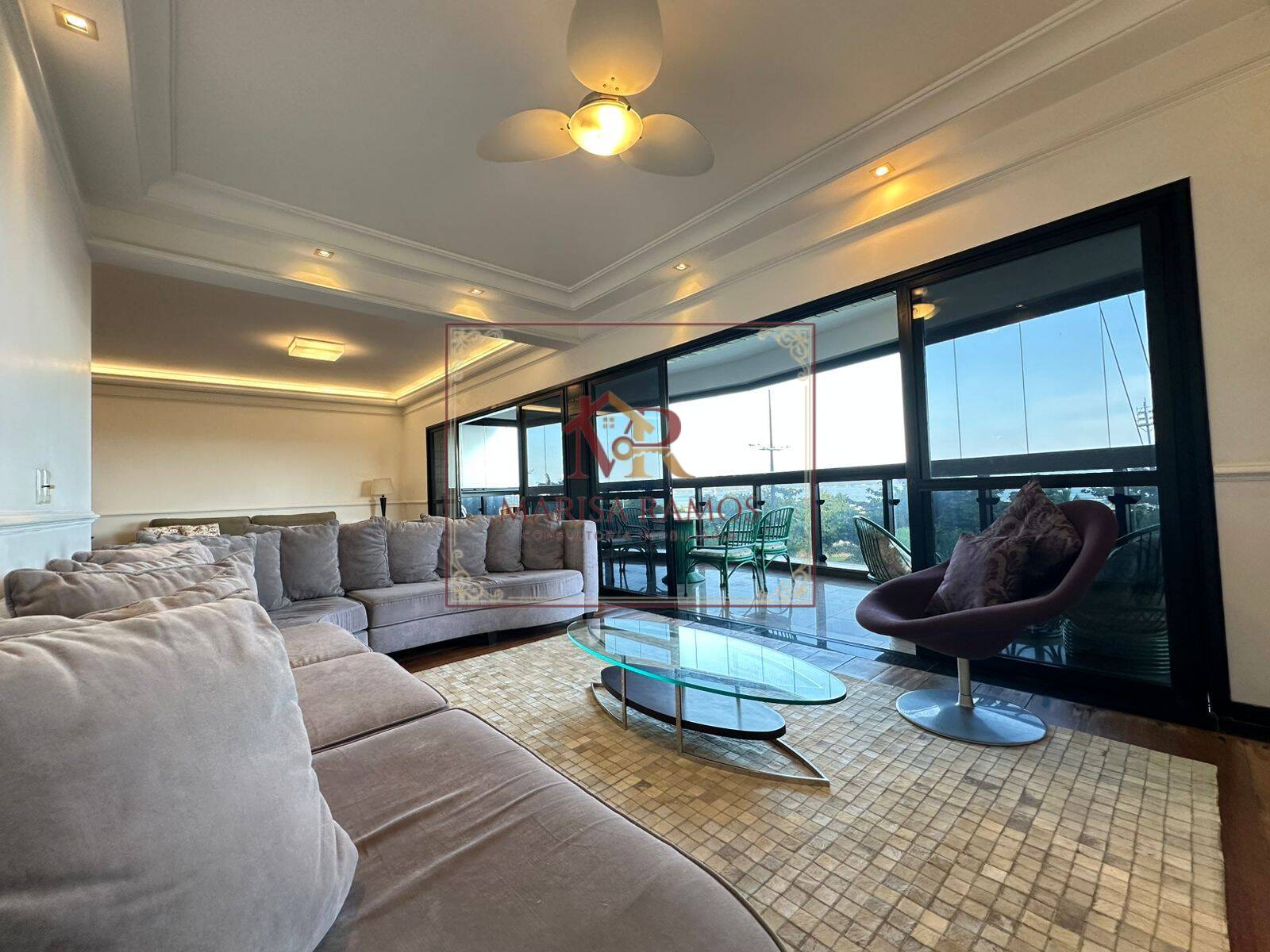 Apartamento, 3 quartos, 252 m² - Foto 10