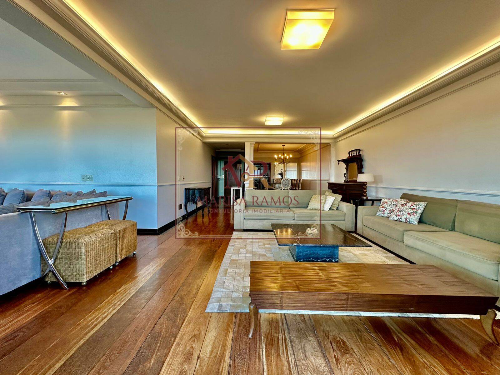 Apartamento, 3 quartos, 252 m² - Foto 1