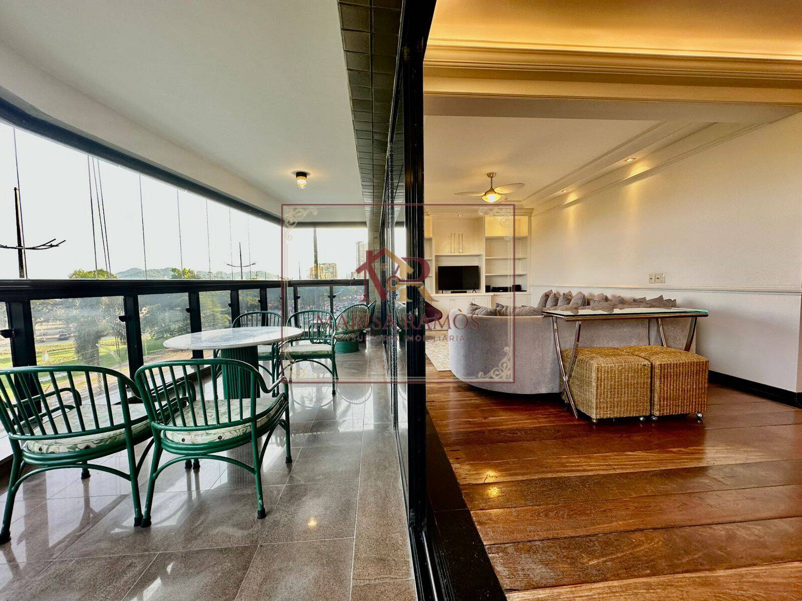 Apartamento, 3 quartos, 252 m² - Foto 2